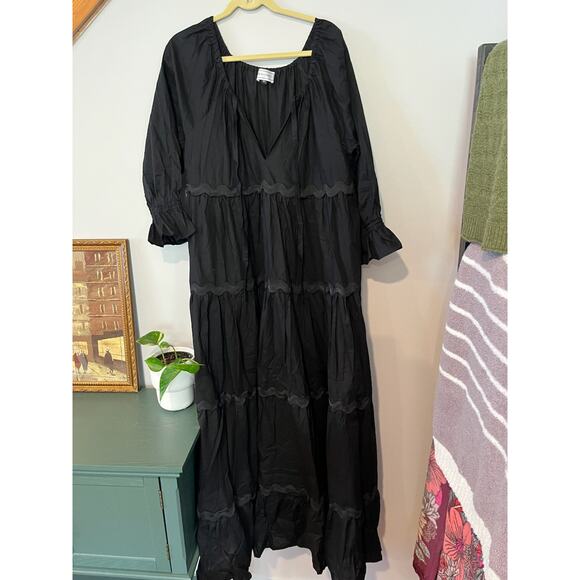Coco + Jase Black Ruffle Maxi - Picture 1 of 4
